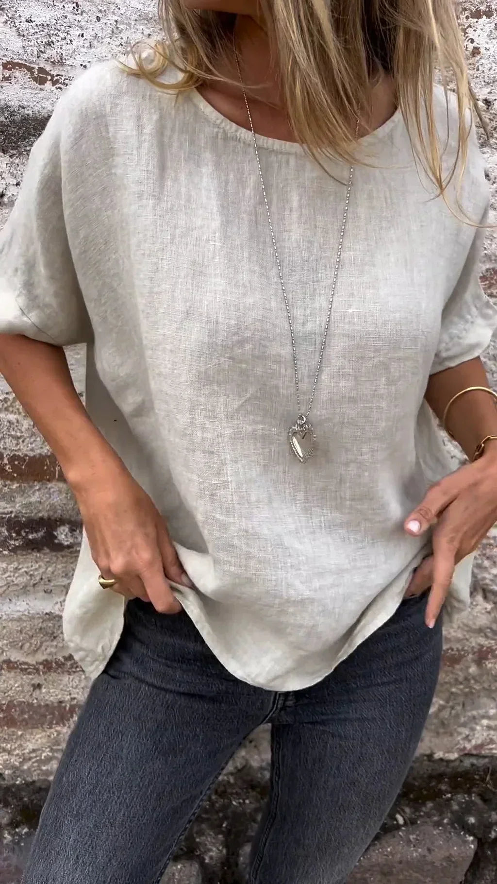 Julia - Bluse mit halblangen, lockeren Ärmeln