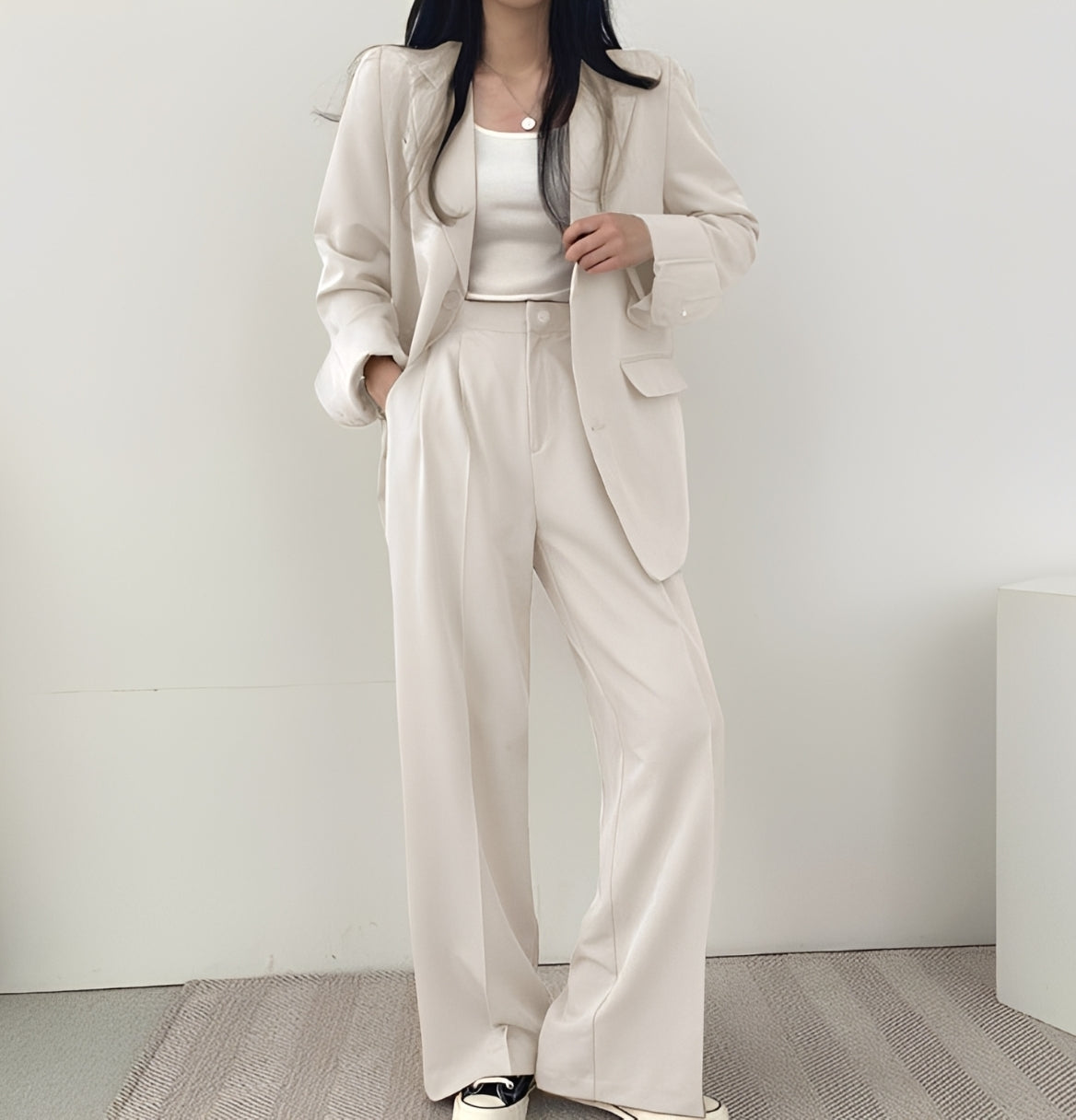 Camilla - Eleganter, locker geschnittener Anzug