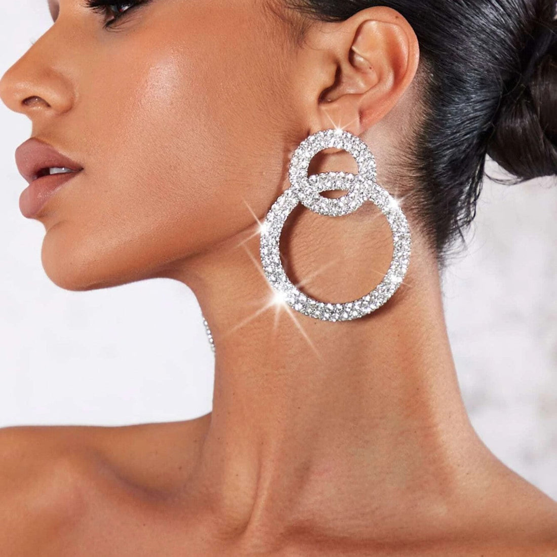 Strass-Hoops - Ohrringe mit funkelnder Verzierung