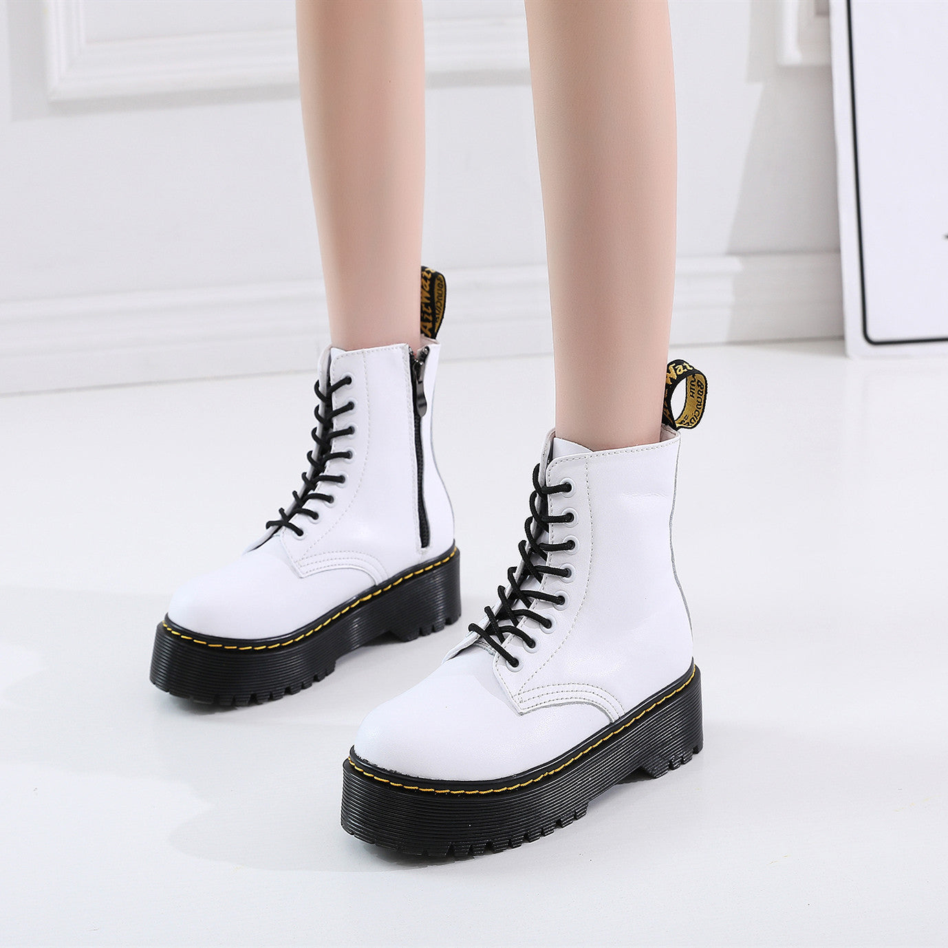 Miriam - Modische Damenstiefel mit dicker Sohle
