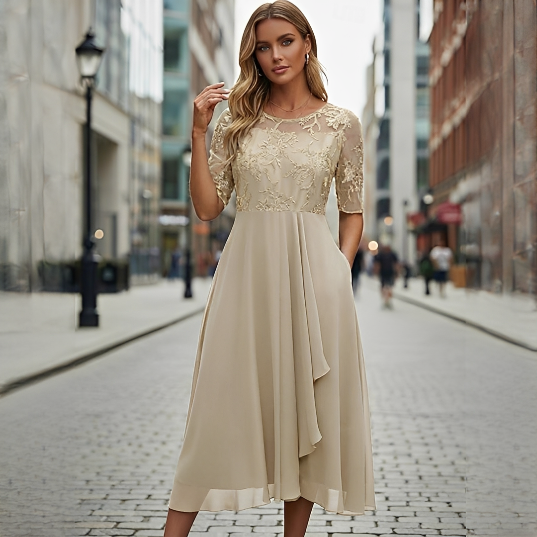 Victoria - Stilvolles Sommerkleid mit Spitze