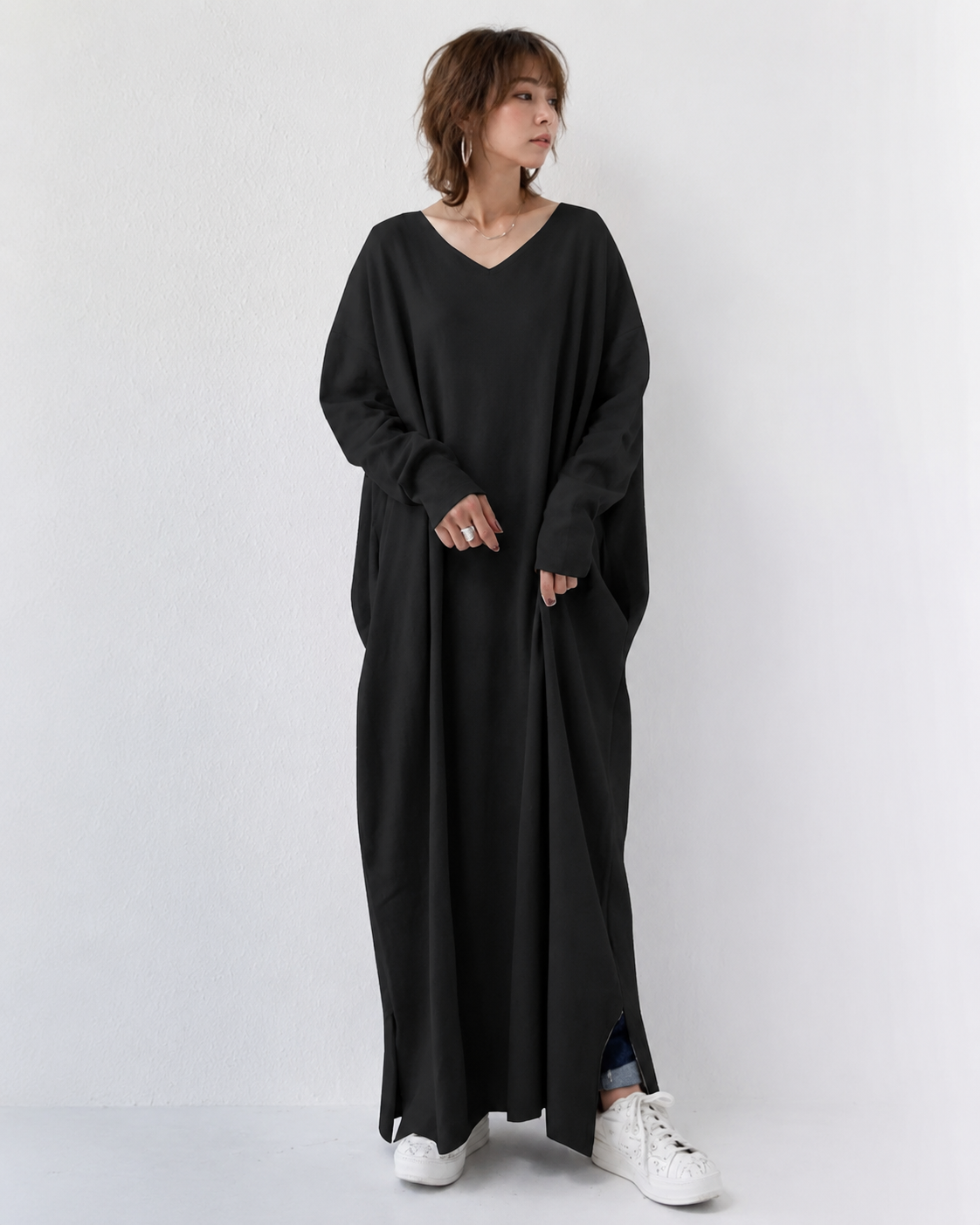 Shacora - Locker geschnittenes Maxikleid mit V-Ausschnitt