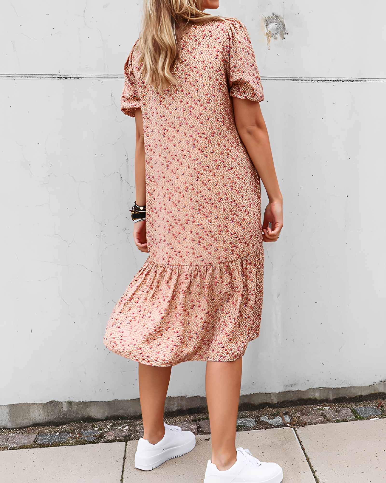 Rhiannon - Schickes Midikleid mit V-Ausschnitt