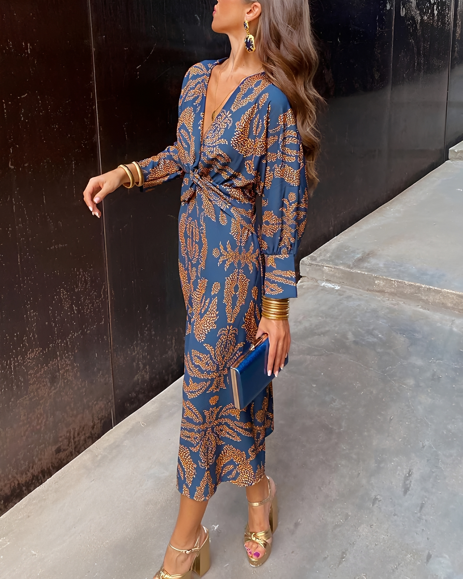 Alima - Retro-Kleid mit V-Ausschnitt