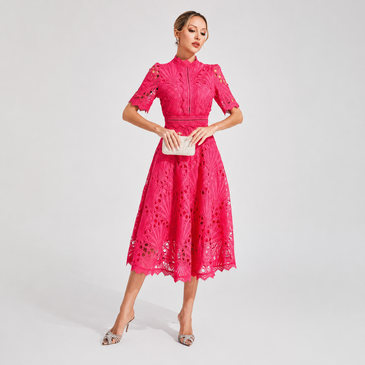 Hallie - Zeitgemäßes Midikleid