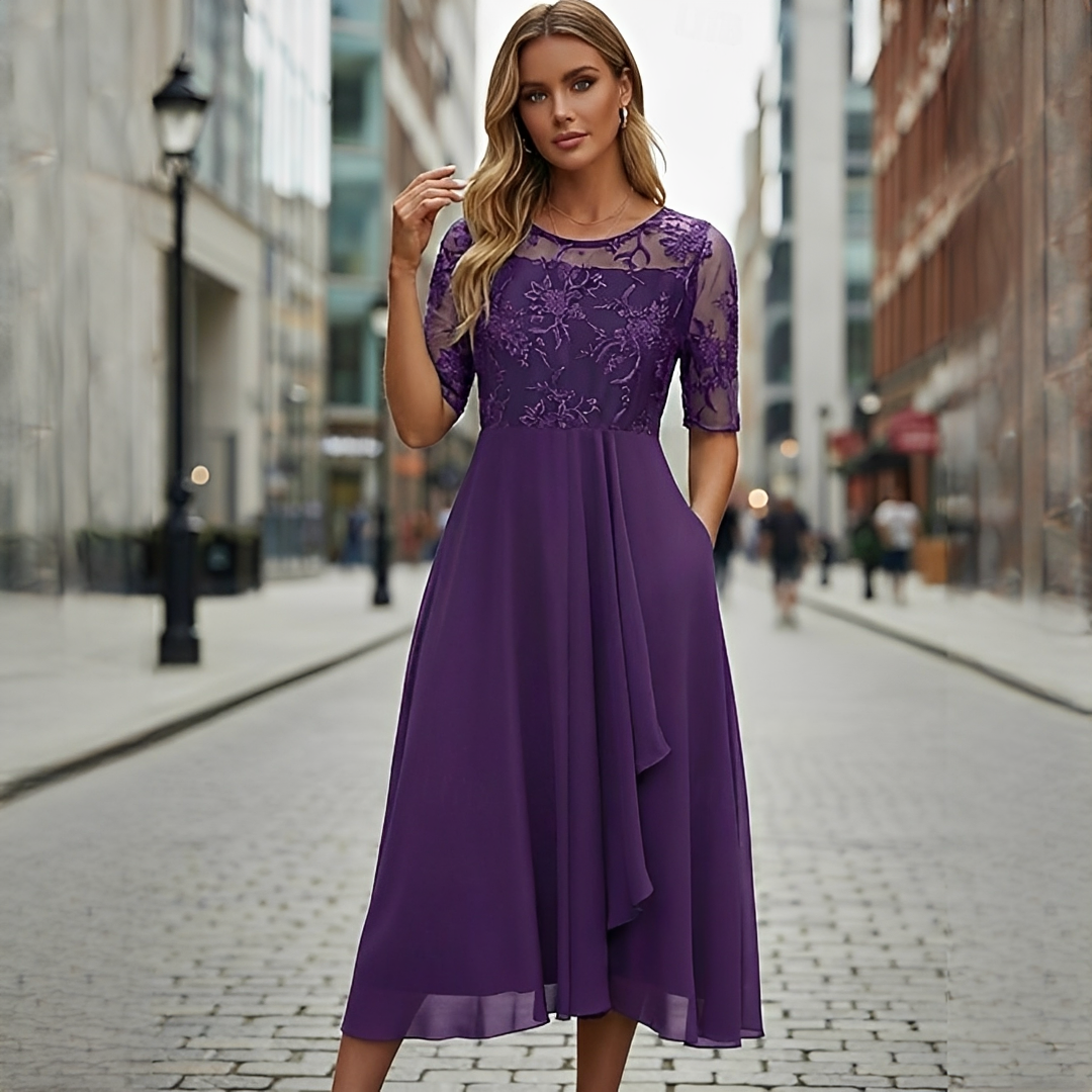 Victoria - Stilvolles Sommerkleid mit Spitze