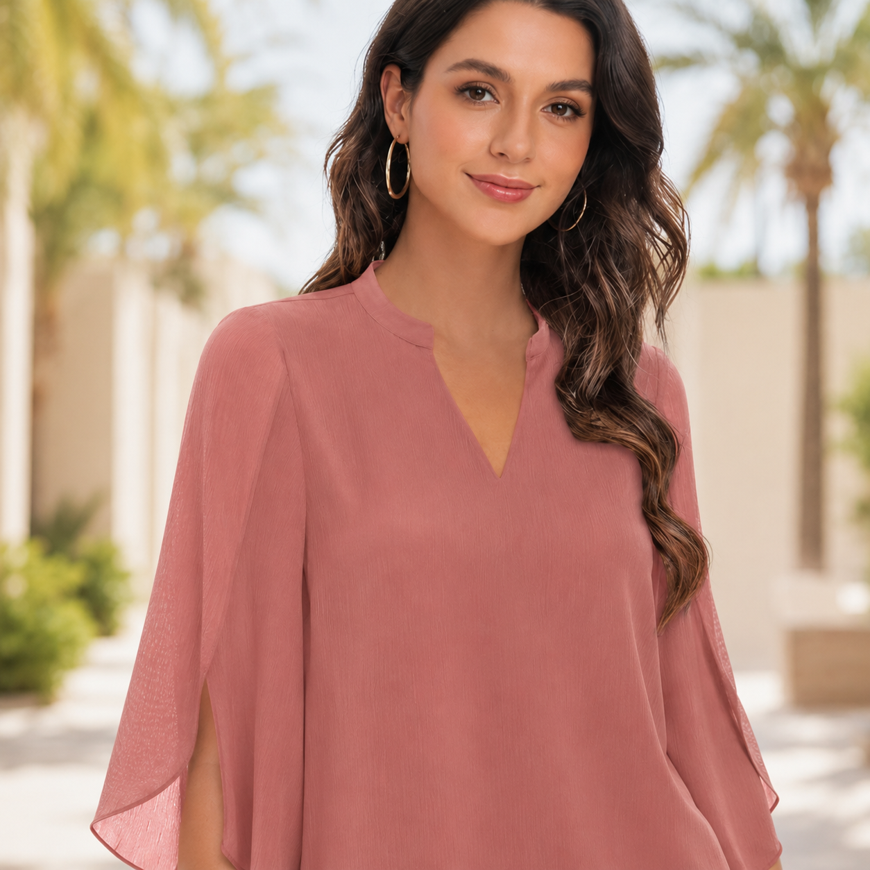 Arsine - Moderne, locker geschnittene Bluse mit V-Ausschnitt