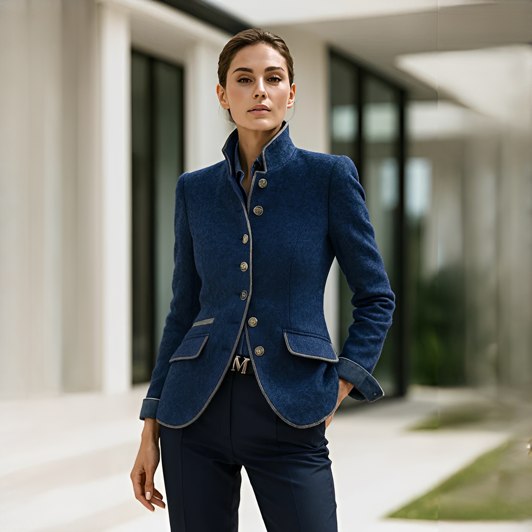 Valerie - Modische Jacke mit hohem Kragen