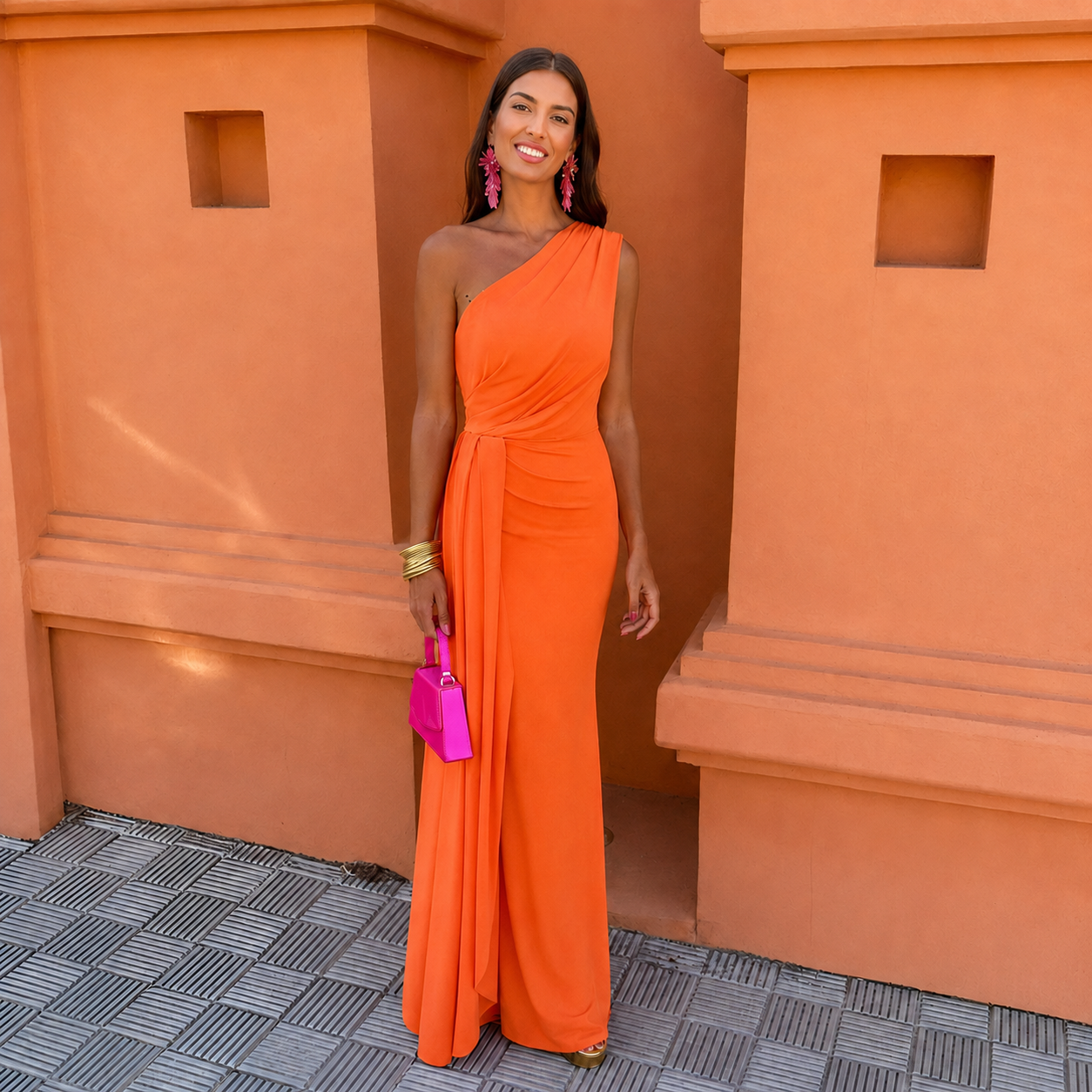 Mallory - Schickes Kleid mit einseitigem Schulterdesign