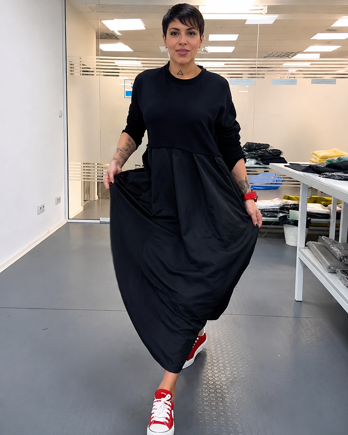 Imelda - Locker geschnittenes Kleid mit rundem Ausschnitt