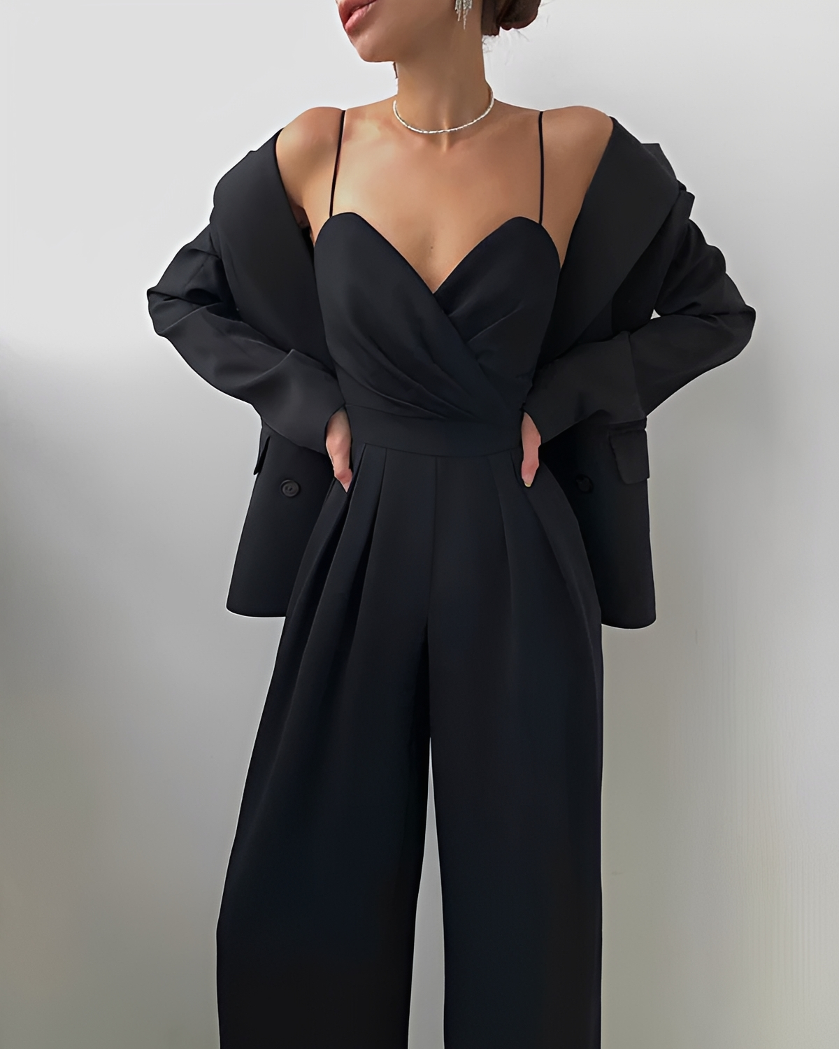Rebecca - Stilvoller und Eleganter Einteiler