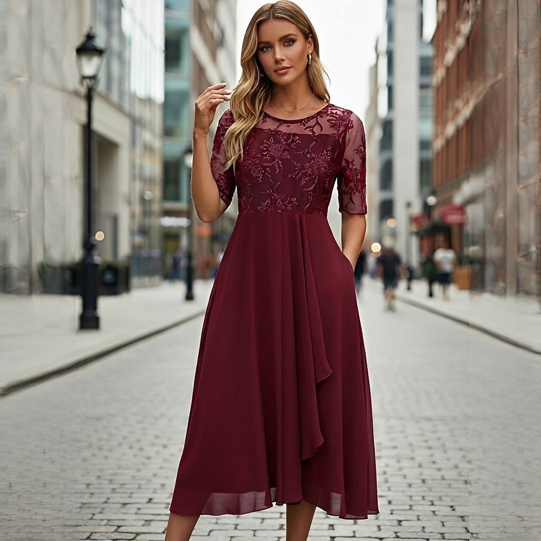 Victoria - Stilvolles Sommerkleid mit Spitze
