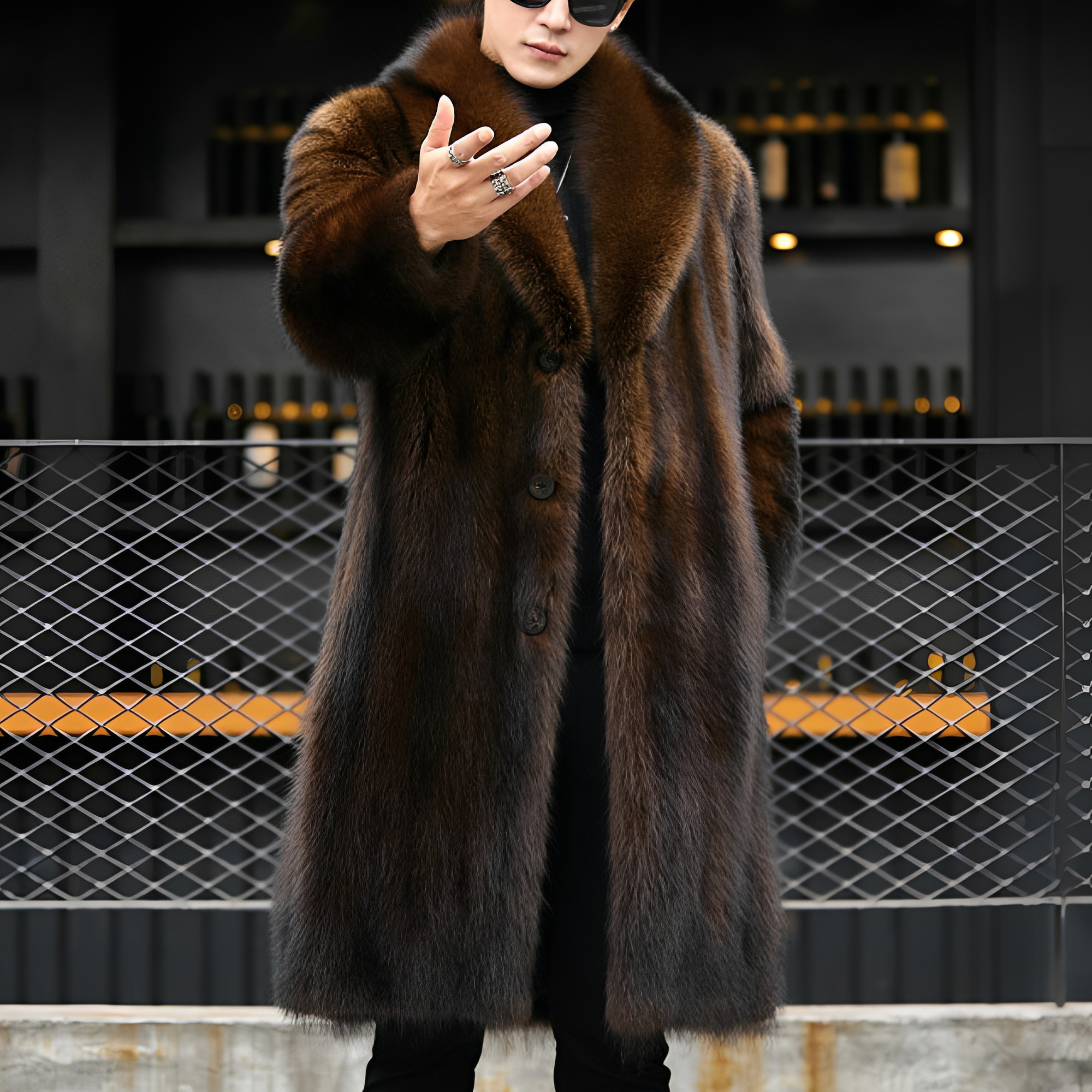 Matteo - Eleganter langer Herrenmantel mit Fell