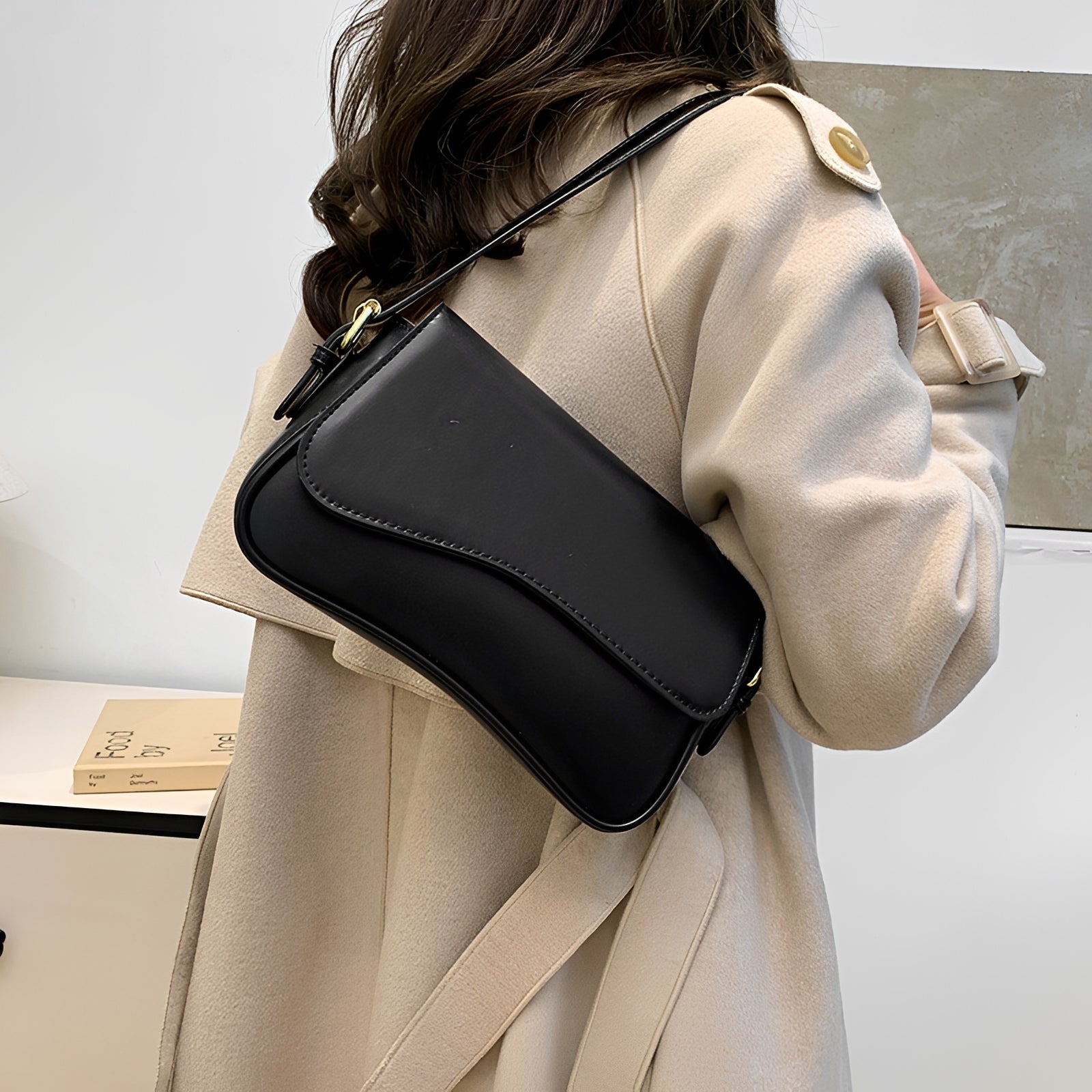 Kieran - Modische Schultertasche
