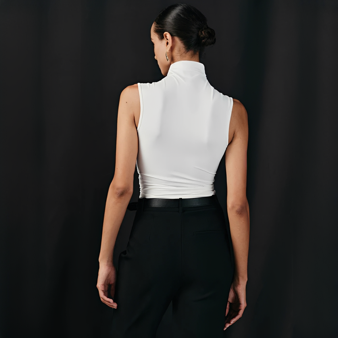 Mireya - Elegantes Top mit Kreuzkragen