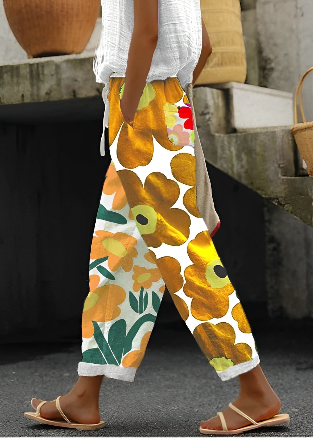 Catherina - Weite Hose mit Blumenprint für Damen