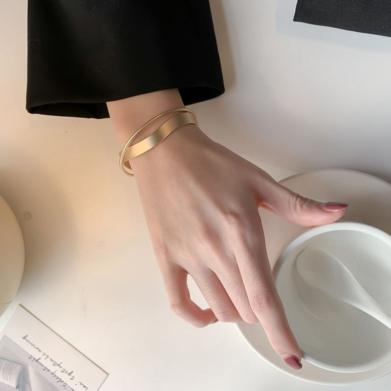 Liora – Strahlendes schlichtes Armband
