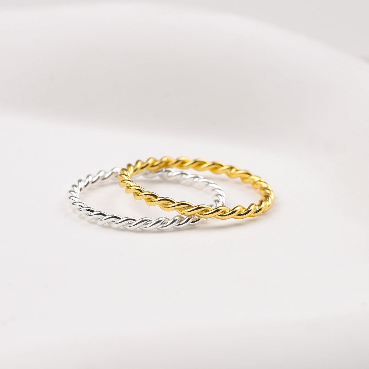 Manon – Geflochtener Ring zum Stapeln