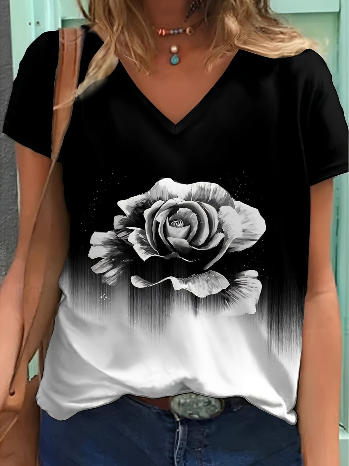 Niki - Elegantes Damenoberteil mit Blumenprint