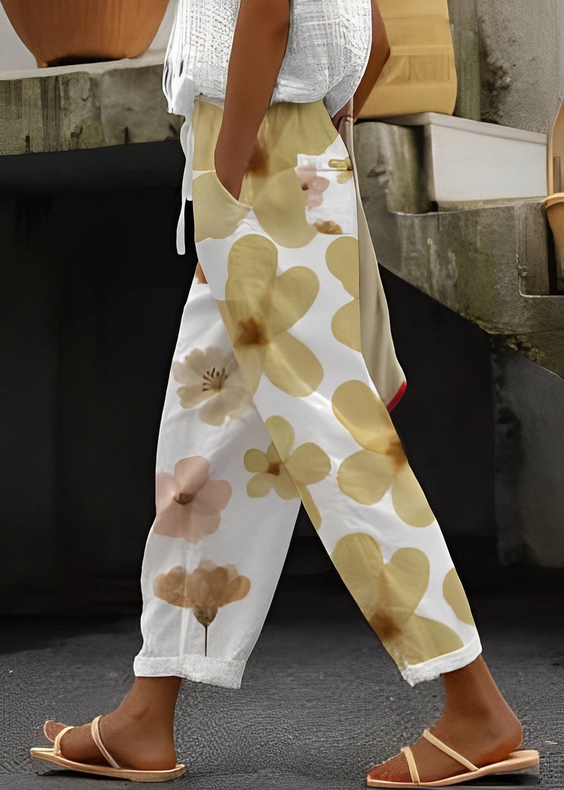 Catherina - Weite Hose mit Blumenprint für Damen