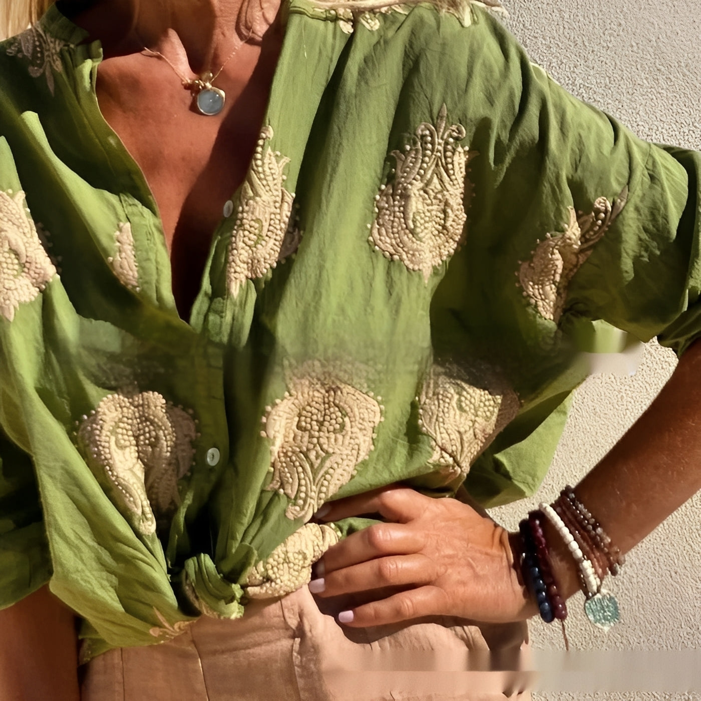 Erica - Leichte, bequeme Damenbluse