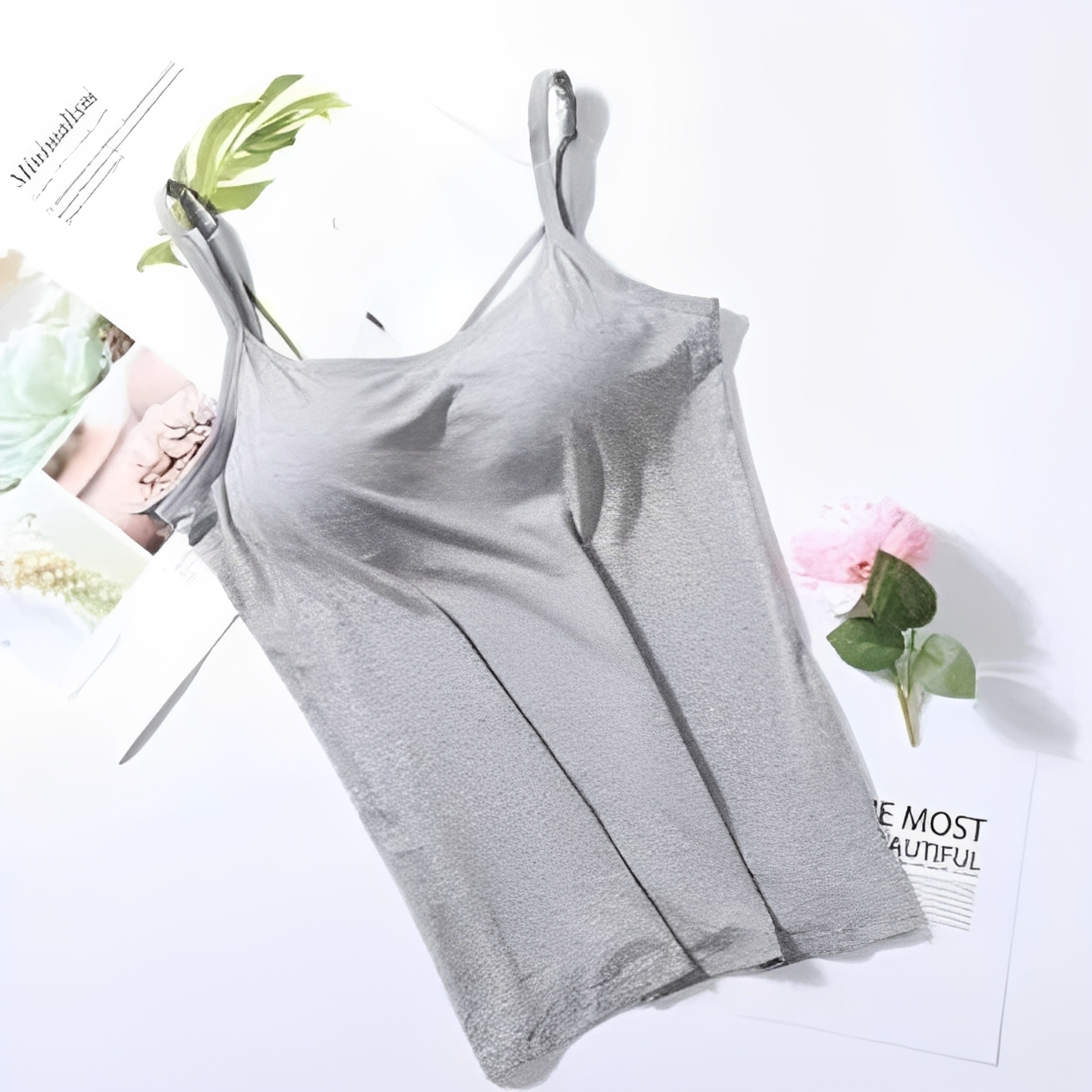 Selena - Elegantes Top mit integriertem BH