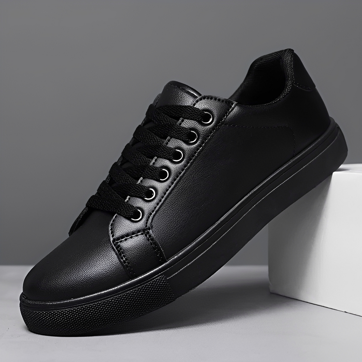 Nicholas - Trendige Schnür-Sneaker