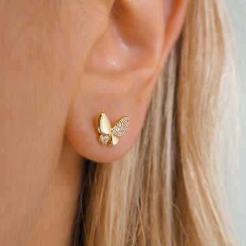Ohrringe in Schmetterlingsform mit glitzernden Kristallen