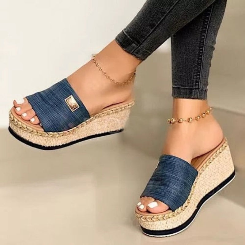 Camila - Plattformsandalen mit Keilabsatz