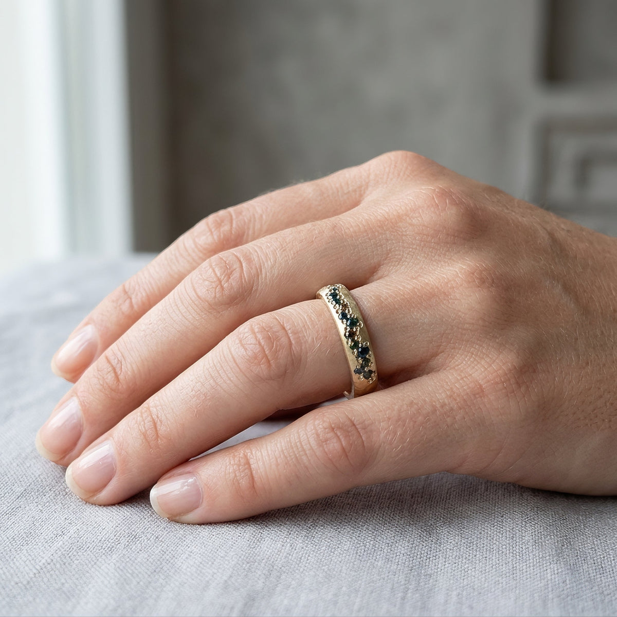 Clara - Traditioneller Vintage-Goldring