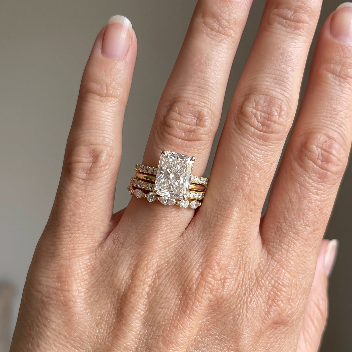 Jaily – Set mit 3 Eheringen aus 18K Gold