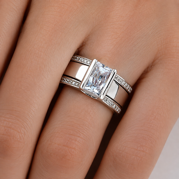 Clemence – Vintage-Ring mit eingeschlossenem Glas