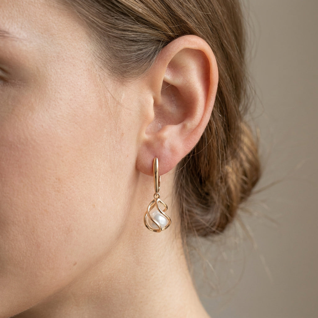 Elena – Elegante Perlenohrringe in Gold