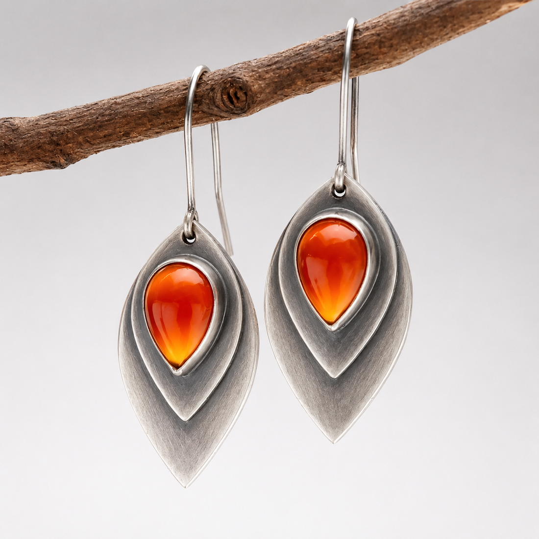 Inès – Vintage-Ohrringe mit orangefarbenem Stein und hochwertigem Silber