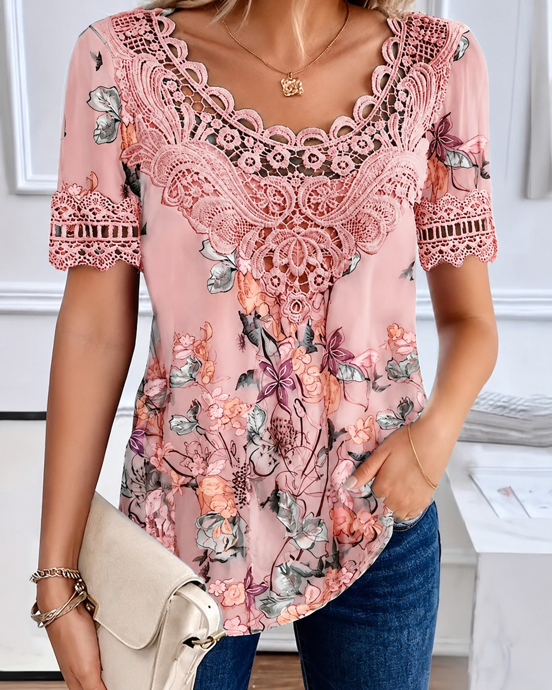 Leah - Edle Blumenbluse