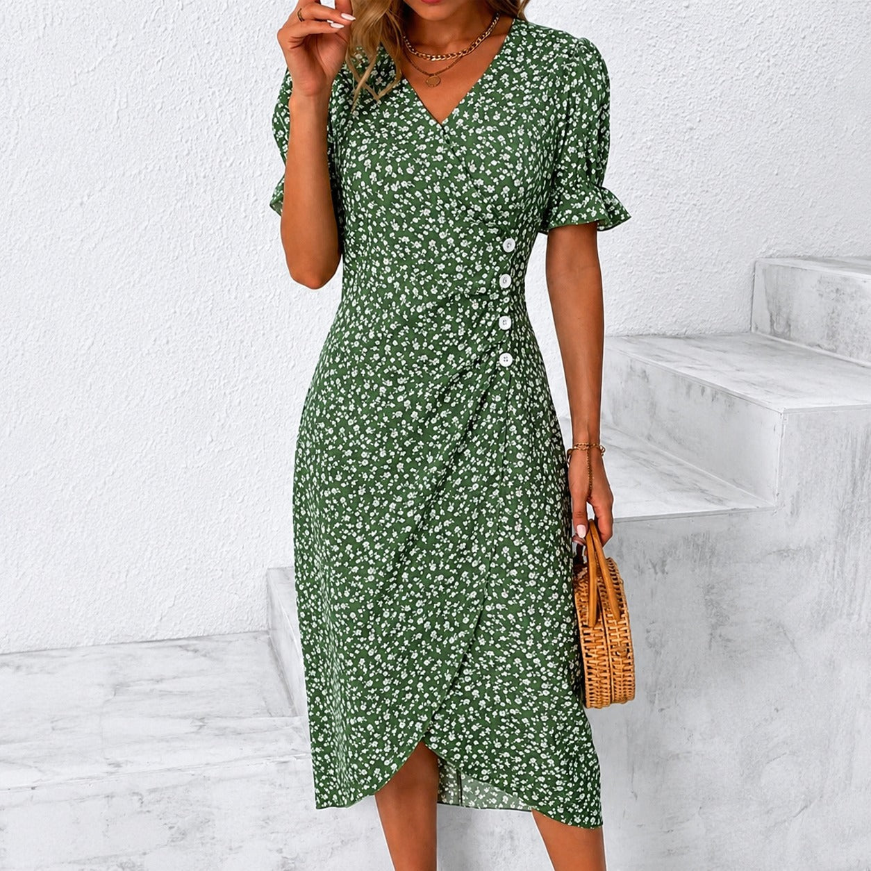 Gabriella - Elegantes Kleid mit Blumen und asymmetrischem Schnitt