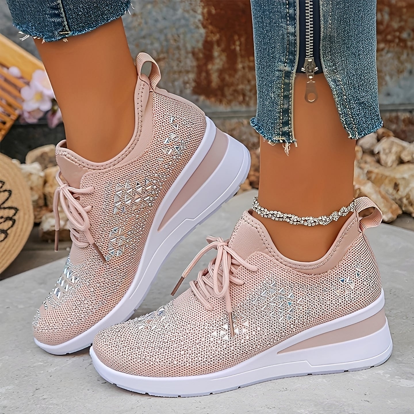 Elodie - Modische Bequeme Sneakers mit Glanzelementen