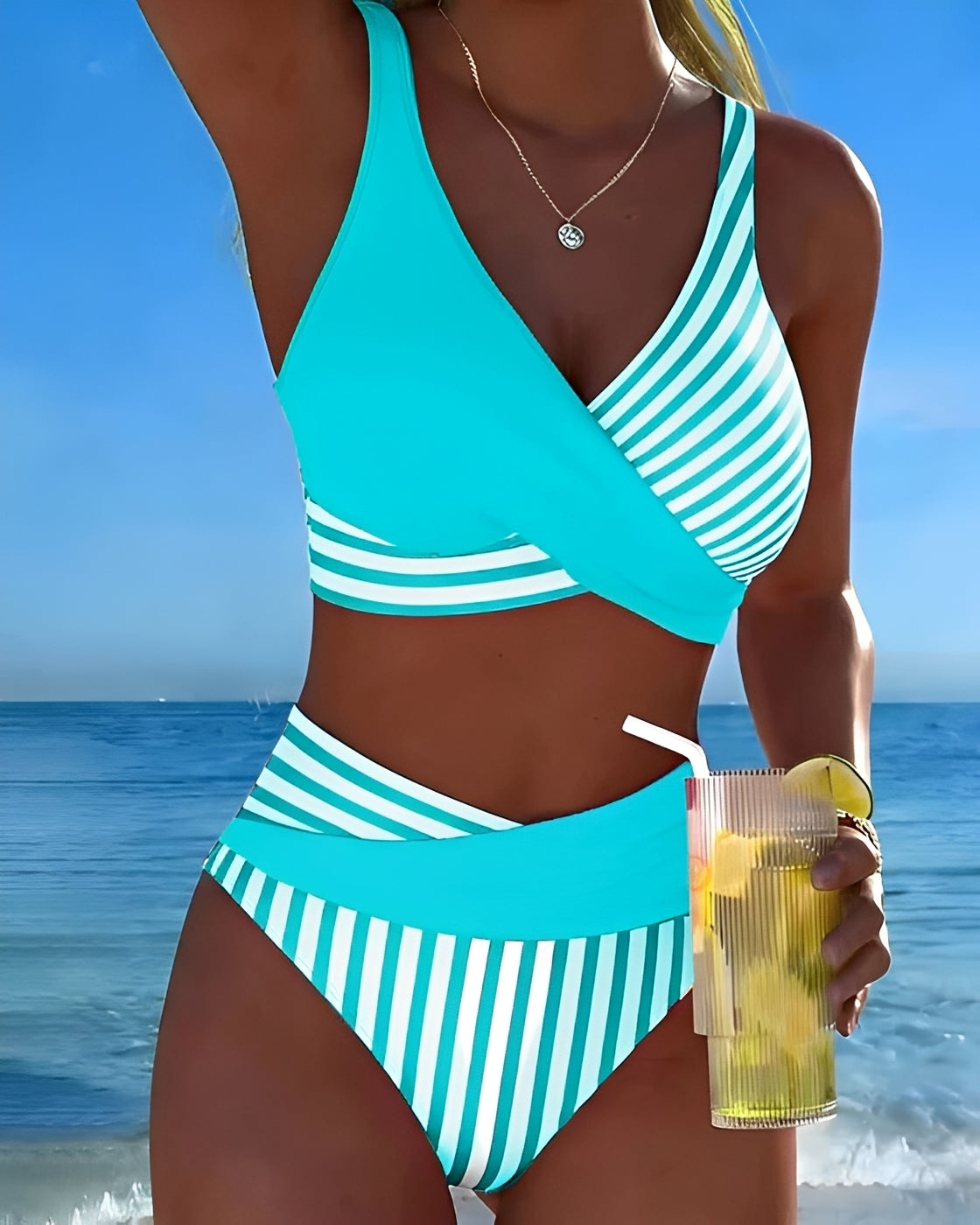 Angelica - Stilvoller Gestreifter Bikini