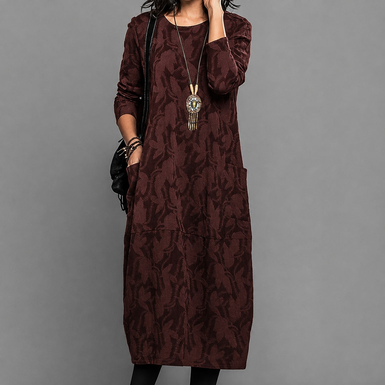Alisha - Midi-Kleid mit Muster und langen Ärmeln