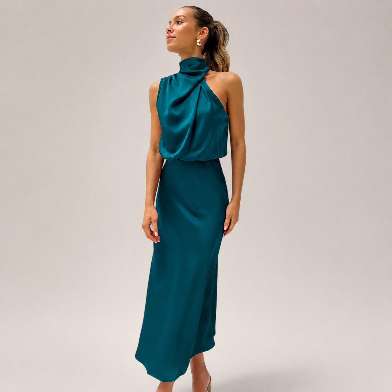 Lillie - Schickes Kleid mit Neckholder-Ausschnitt