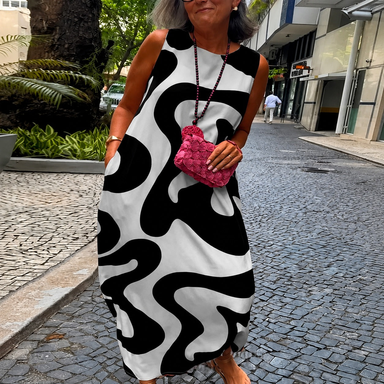 Taylor - Chic ärmelloses Kleid mit geometrischem Muster