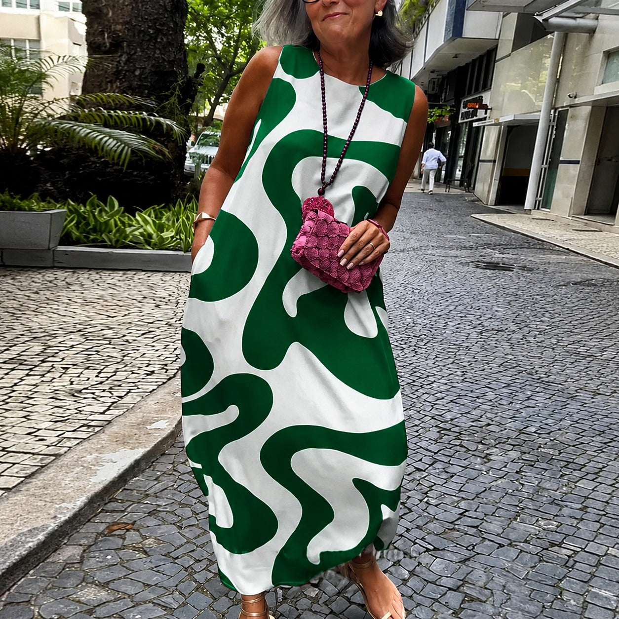 Taylor - Chic ärmelloses Kleid mit geometrischem Muster