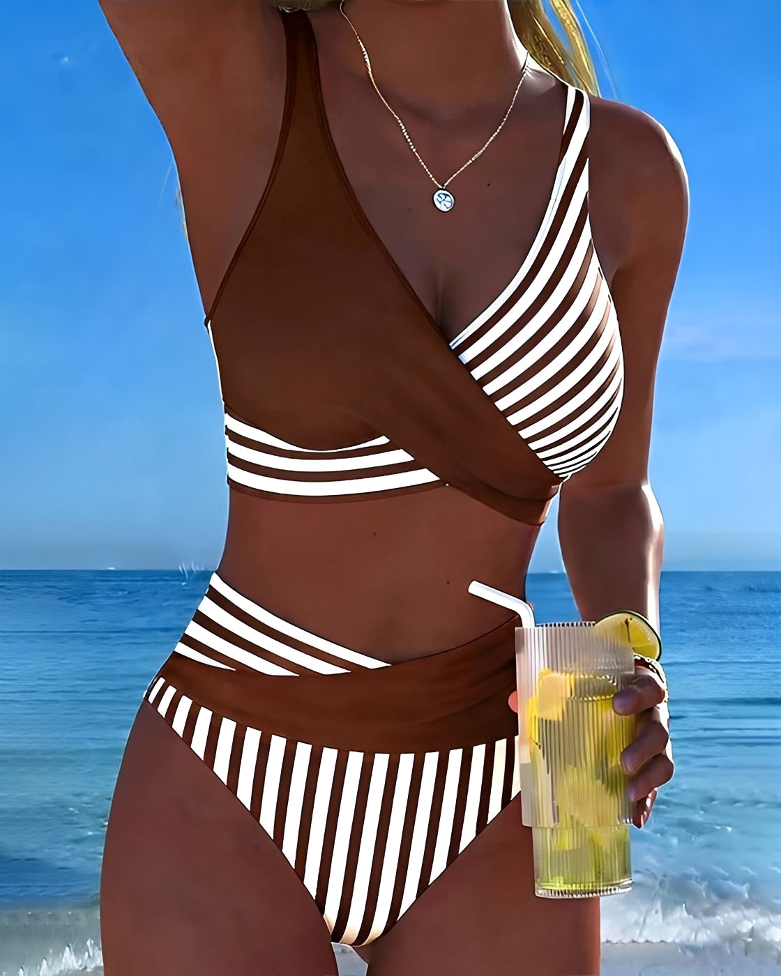Angelica - Stilvoller Gestreifter Bikini