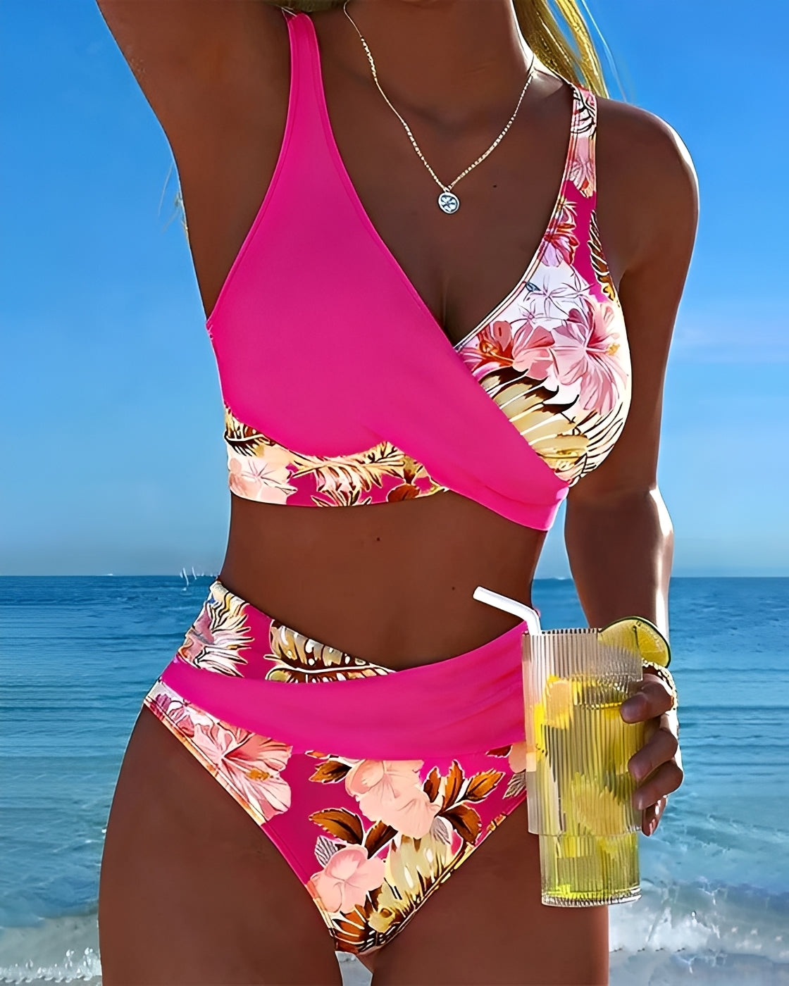 Eleri - Eleganter Blumen-Bikini