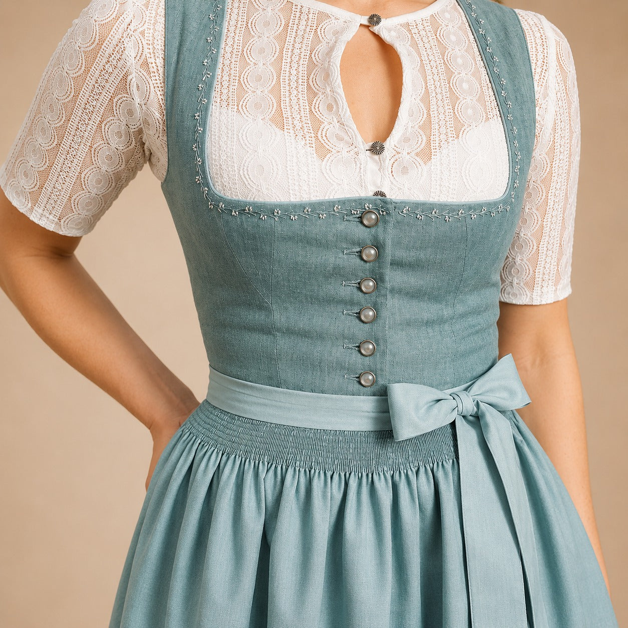 Cora - Traditionelles Oktoberfestkleid mit Schleife