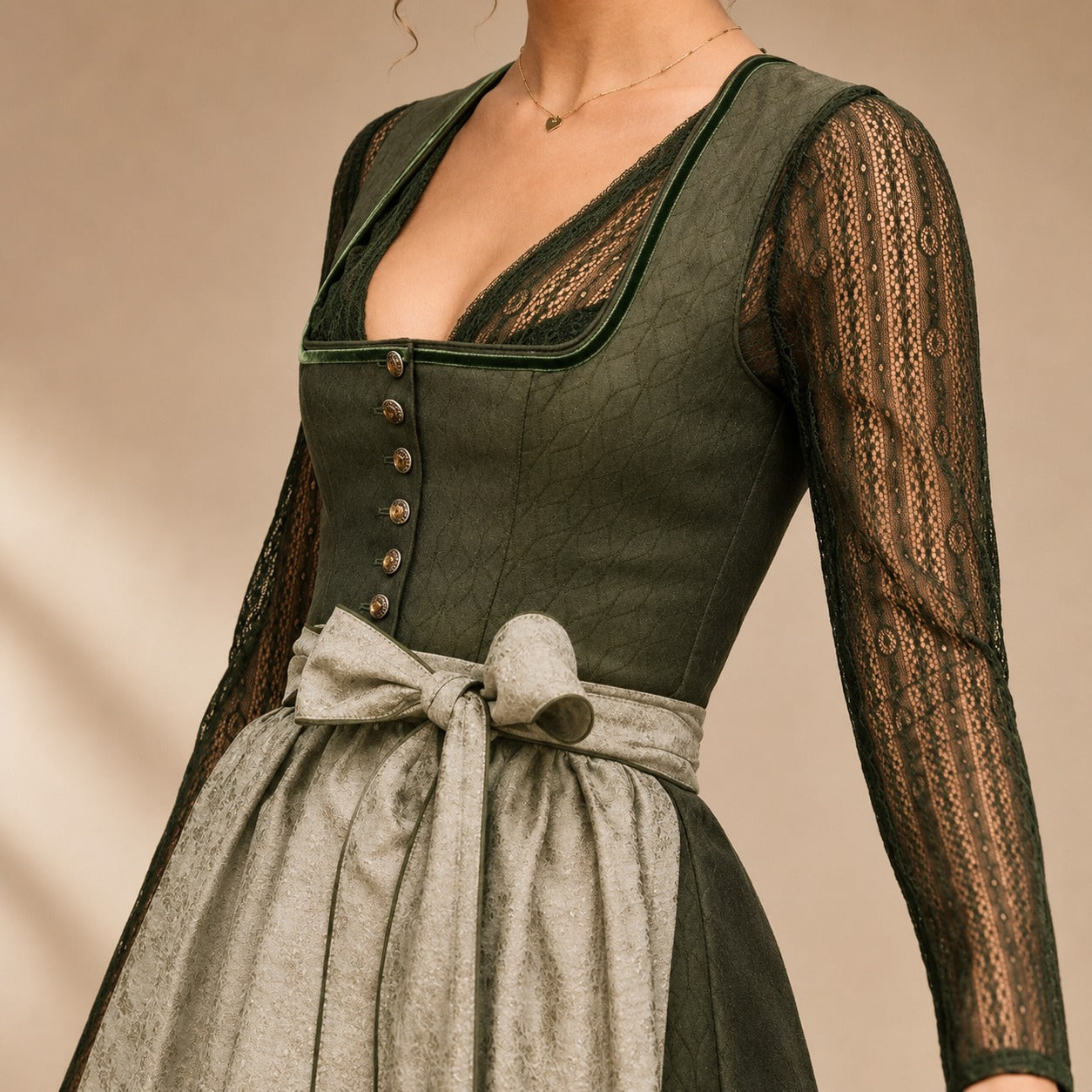 Cora - Traditionelles Oktoberfestkleid mit Schleife