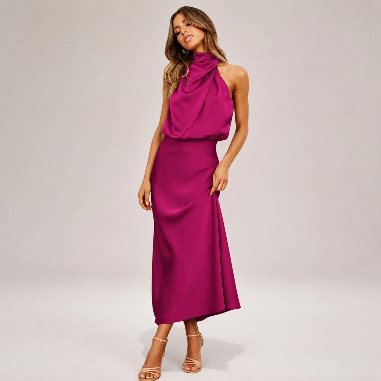 Lillie - Schickes Kleid mit Neckholder-Ausschnitt