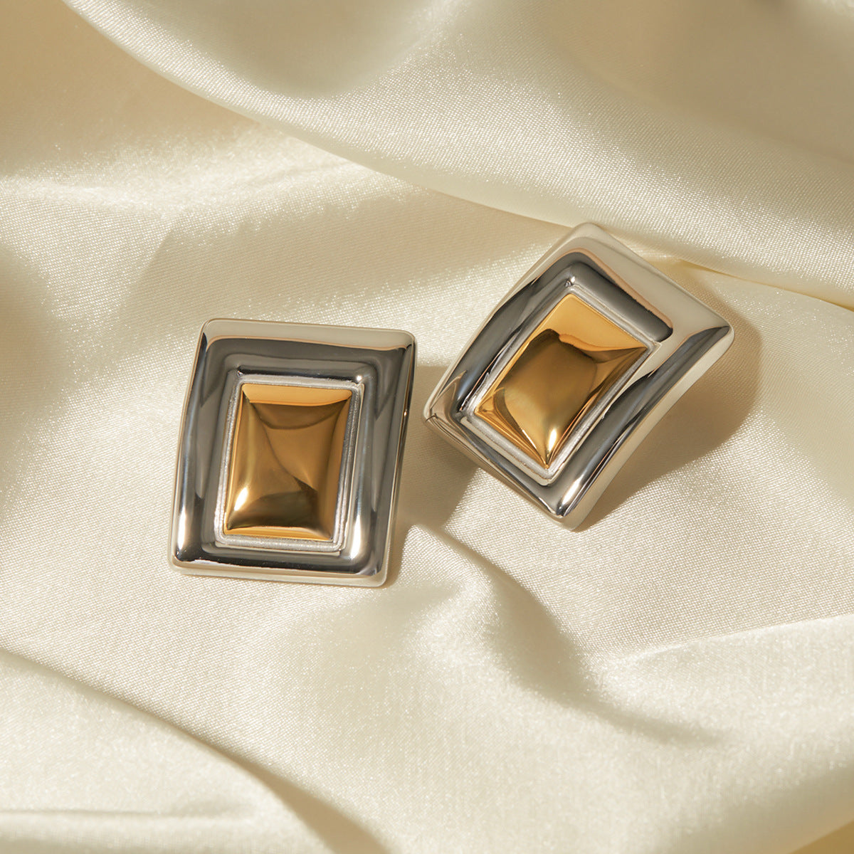 Jocelyn - Ohrringe in Goldfarbe