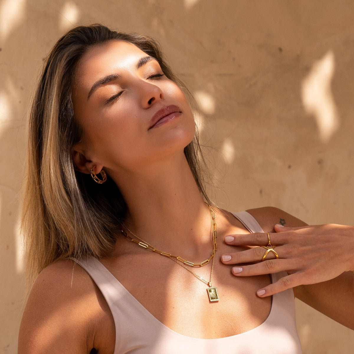 Elisa – Halskette mit goldenen Elementen