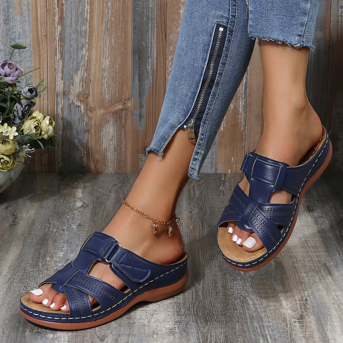 Amelia - Offene Freizeitsandalen